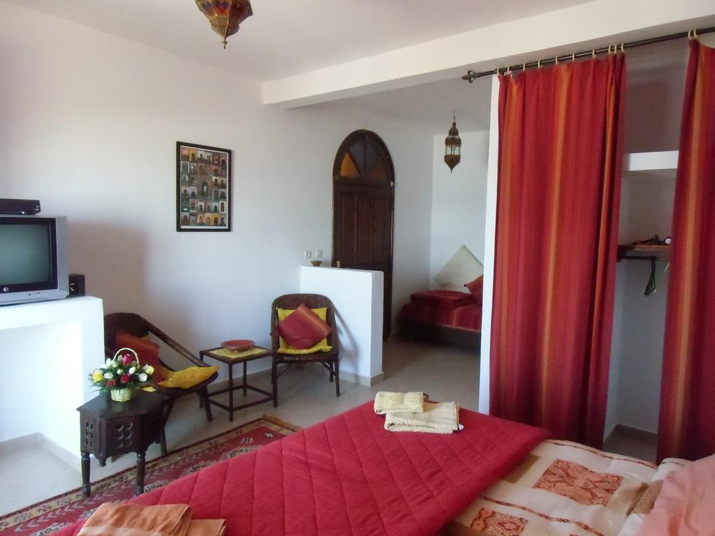 Villa Sunset B&B Аурир Екстериор снимка